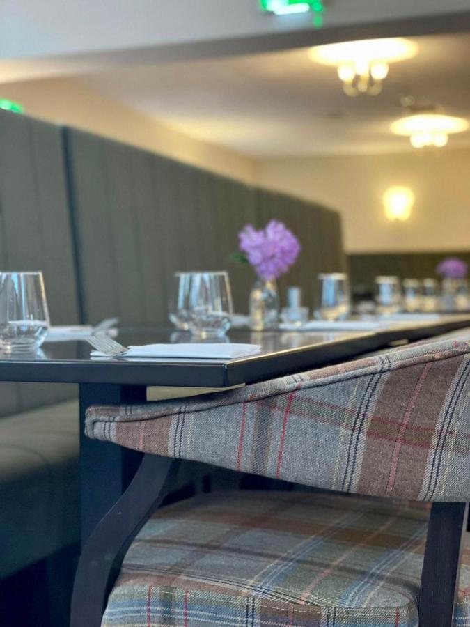 The Cedar Country Hotel Bellway Bagian luar foto