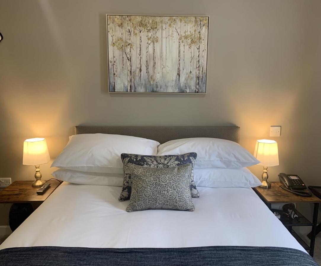 The Cedar Country Hotel Bellway Bagian luar foto